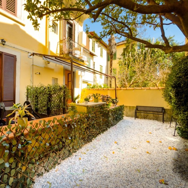 area esterna relax aranceto firenze 02